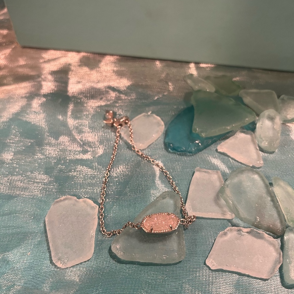 Kendra Scott bracelet